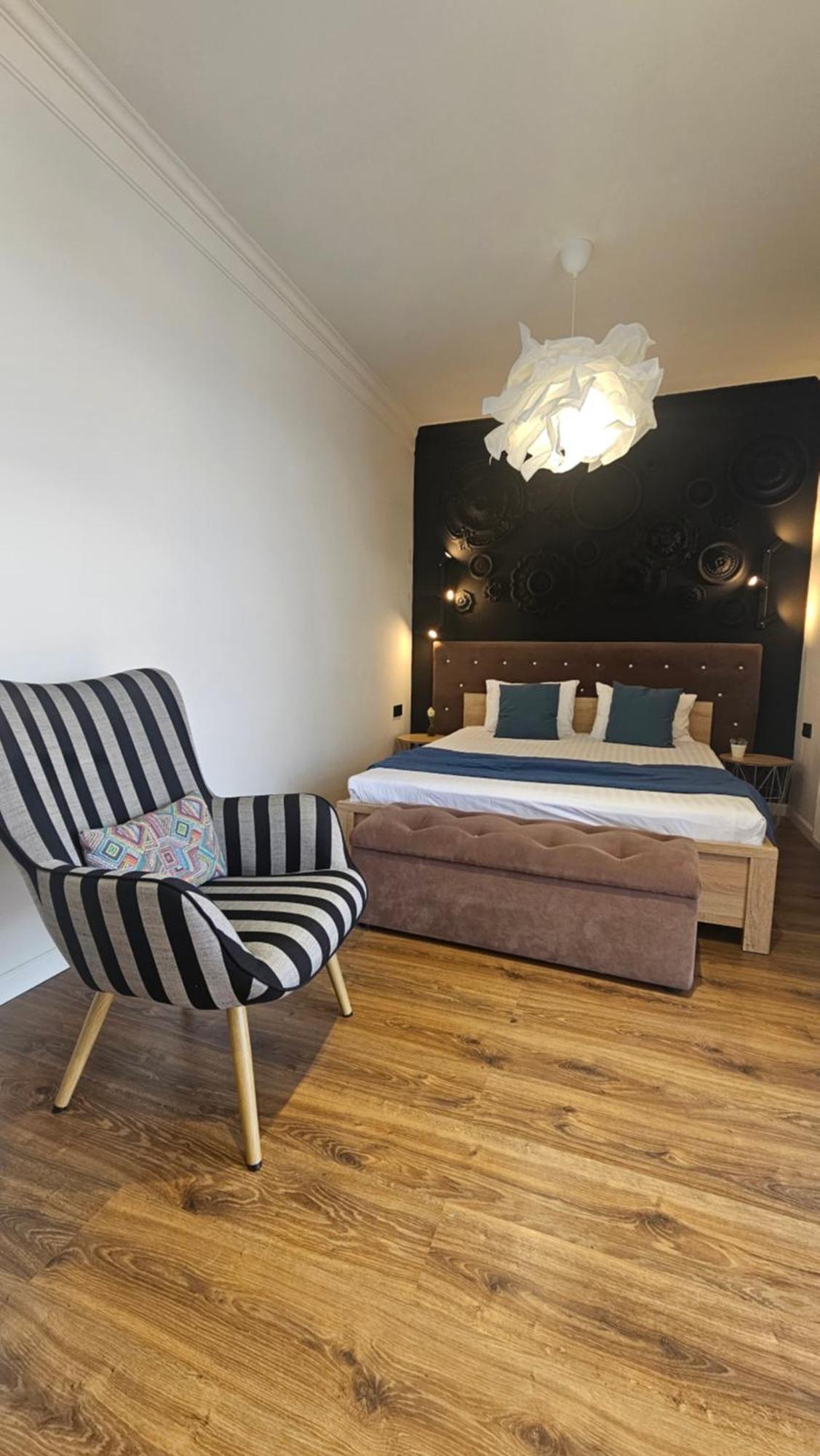 Black Room Apartment موكاشيفه المظهر الخارجي الصورة